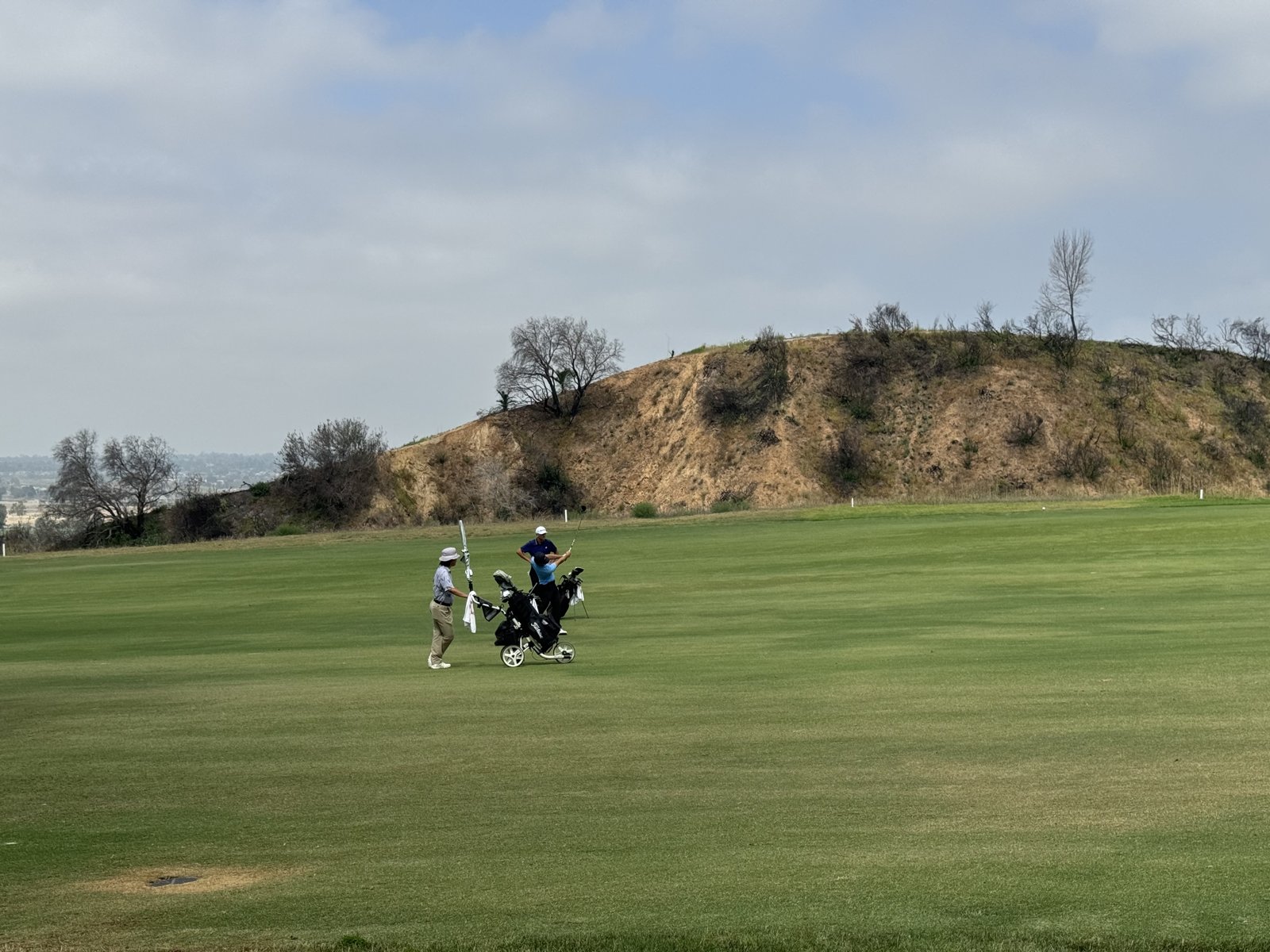 Competitors walking the fairway at The Saticoy Club